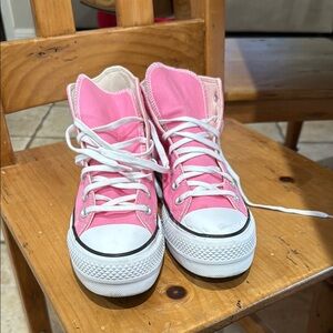 Chuck Taylor All Star lift platforms